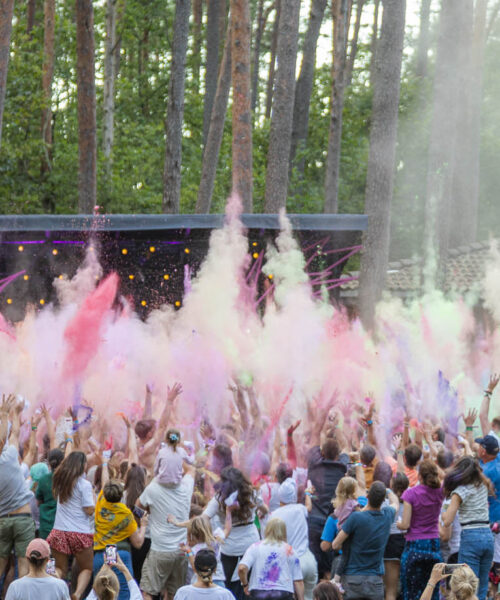 HOLI šventė Masters of Calm festivalio laisvalaikis